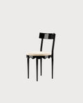 Chaise Romance, laque noire, velours écru, vue d'ensemble sur fond blanc cassé, Monde Singulier Editions